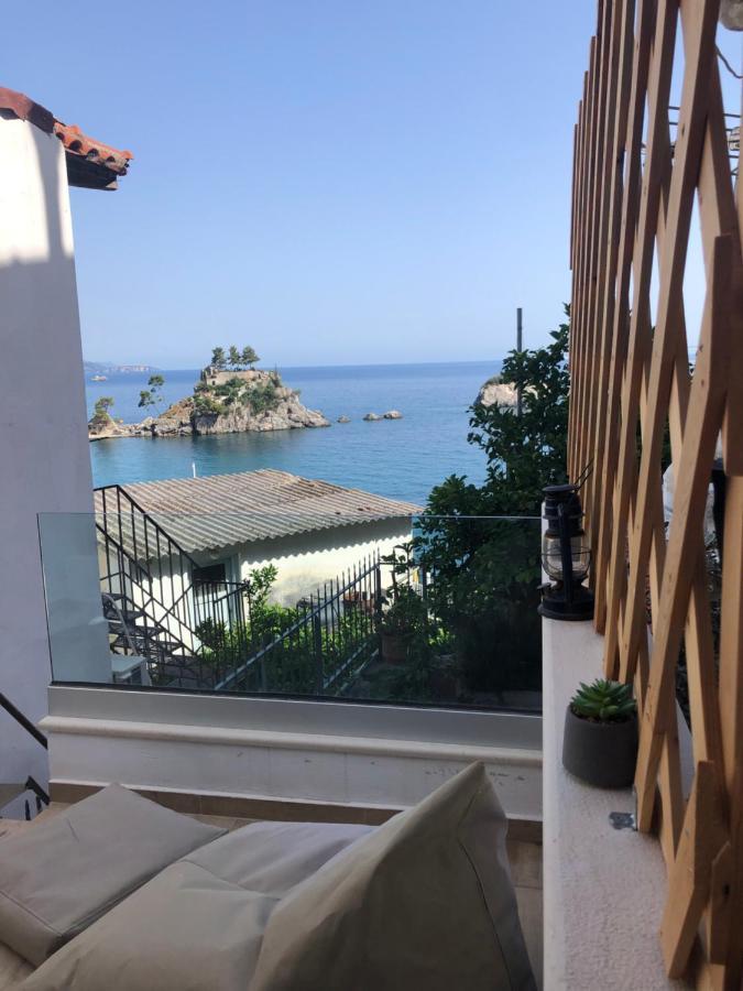 Ferienwohnung Blaue Welle Haus Parga Exterior foto