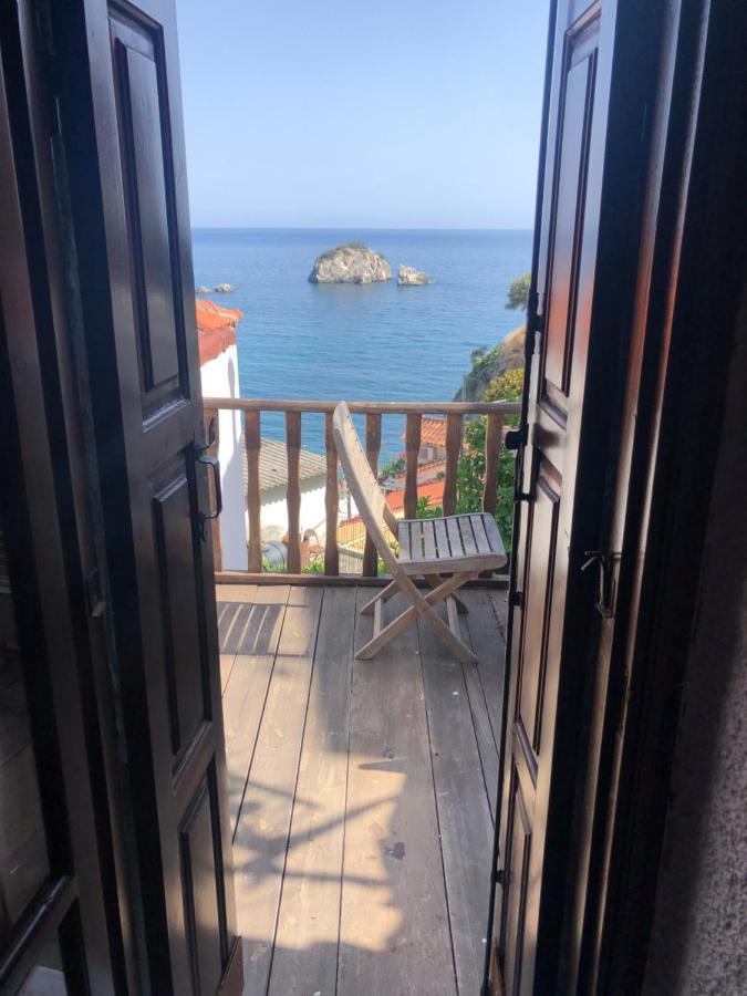 Ferienwohnung Blaue Welle Haus Parga Exterior foto