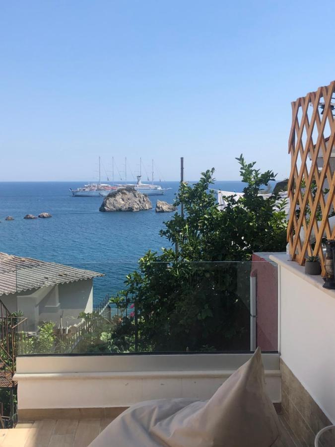 Ferienwohnung Blaue Welle Haus Parga Exterior foto